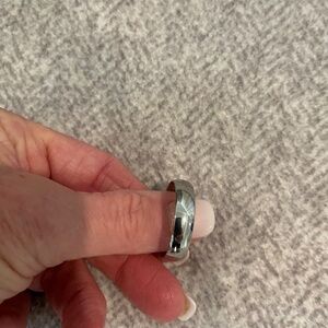 ***SOLD***.  Men's Silver Band Ring